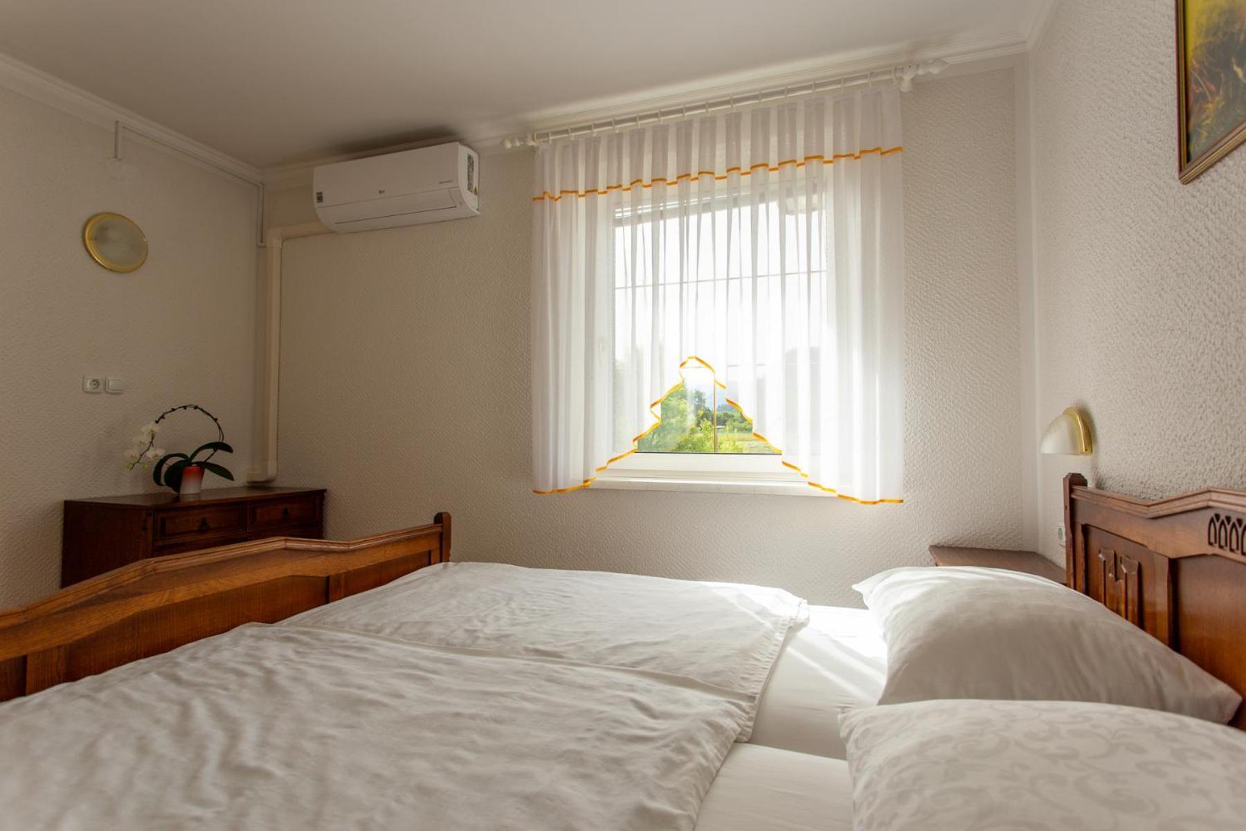Gostisce Pri Dveh Petelinih Hotel Bled Phòng bức ảnh