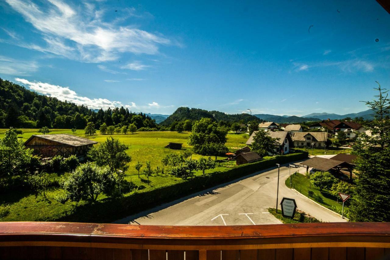 Gostisce Pri Dveh Petelinih Hotel Bled Ngoại thất bức ảnh